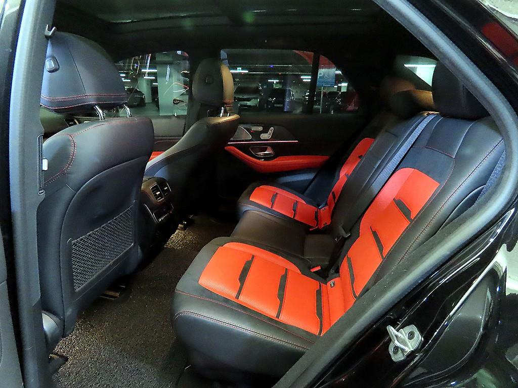Mercedes Benz GLE Class - Vista 7