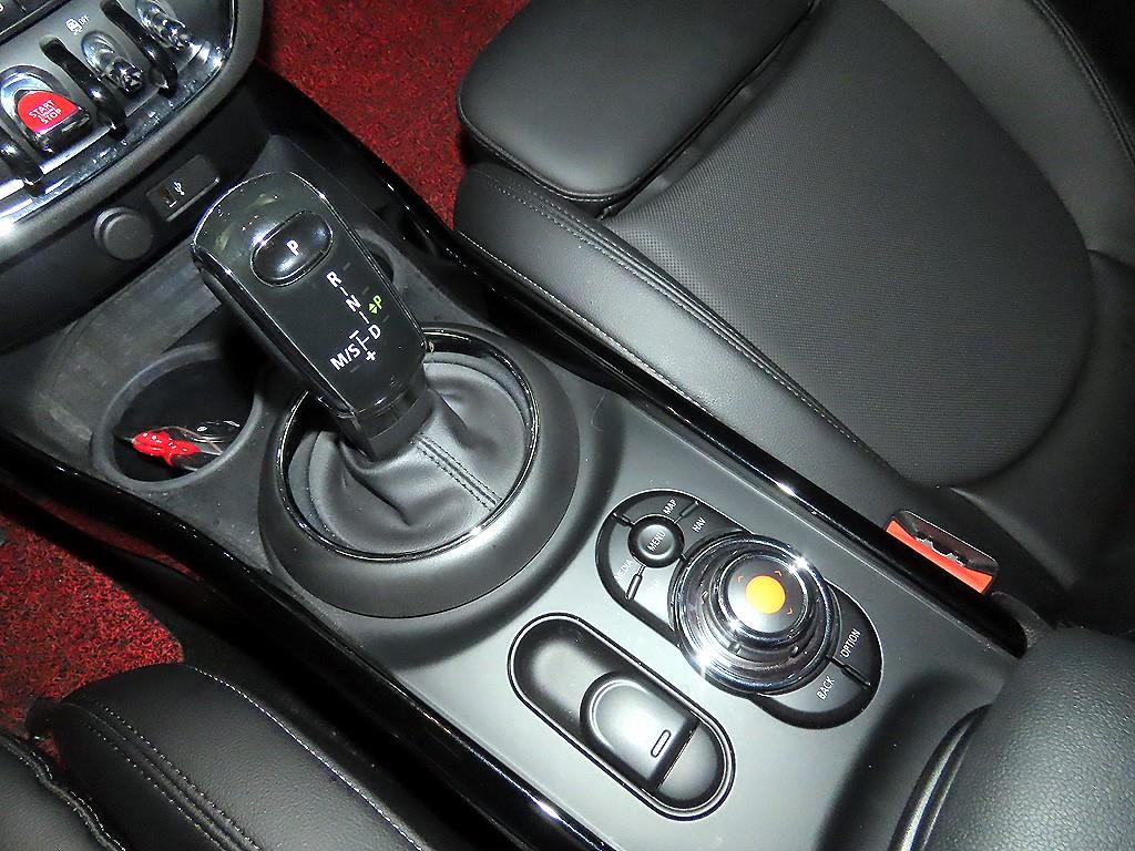 Mini Clubman - Vista 12