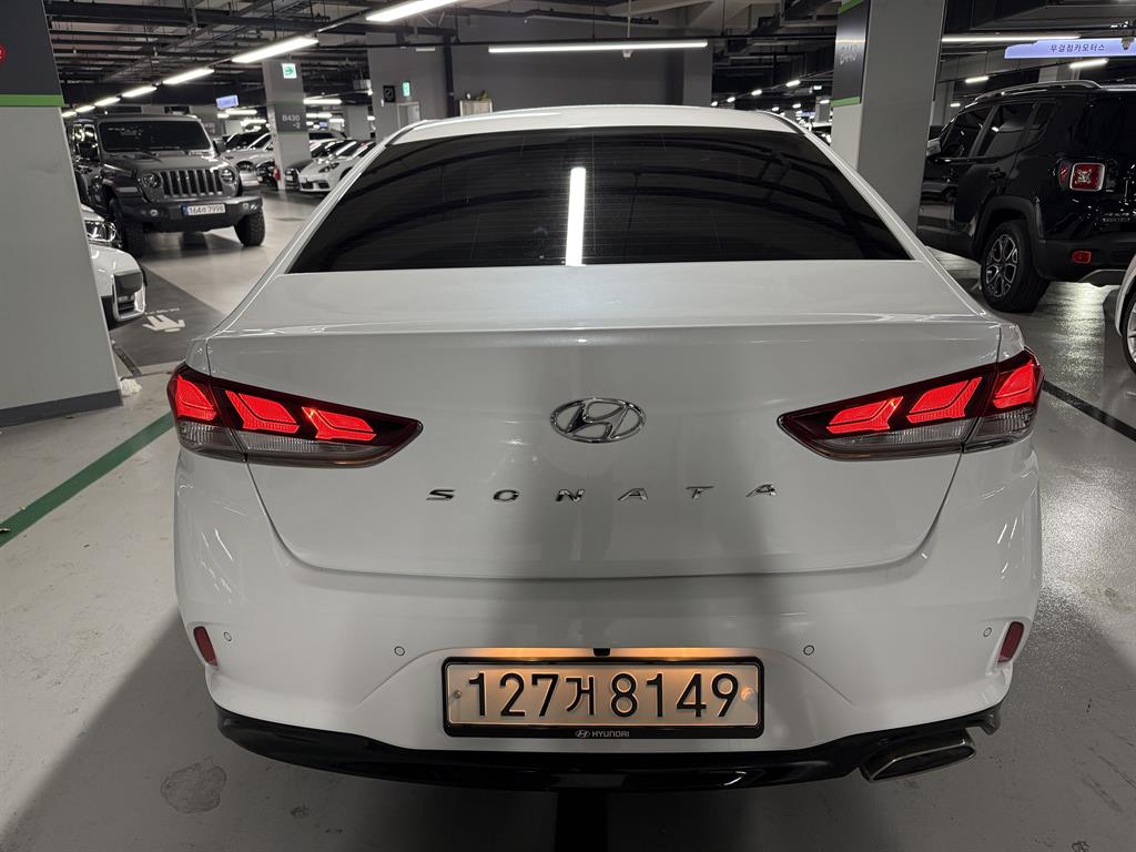 HYUNDAI Sonata - Vista 6