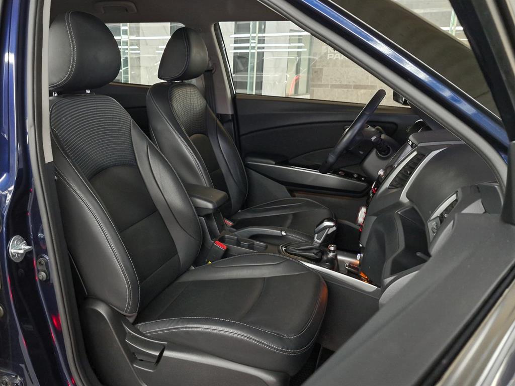 Ssangyong Tivoli - Vista 10