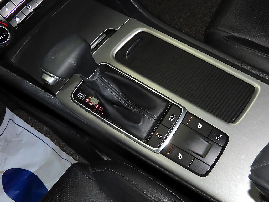 KIA K5 - Vista 12
