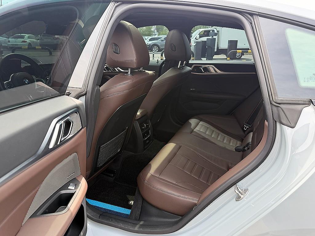 BMW 4 Series - Vista 6
