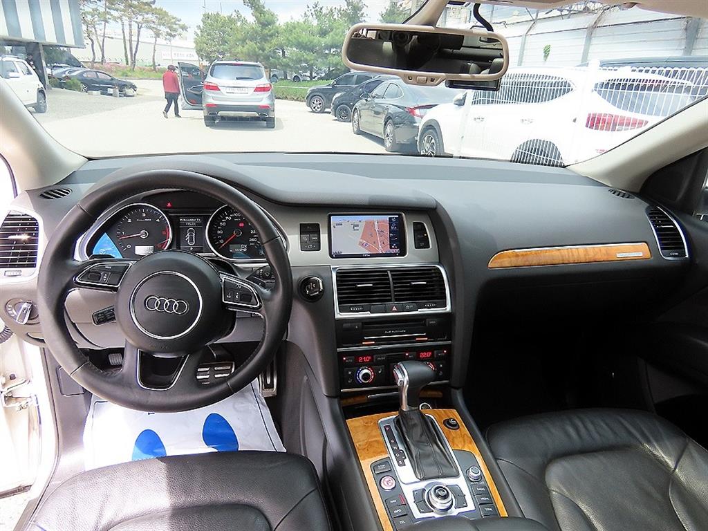 Audi Q7 - Vista 7