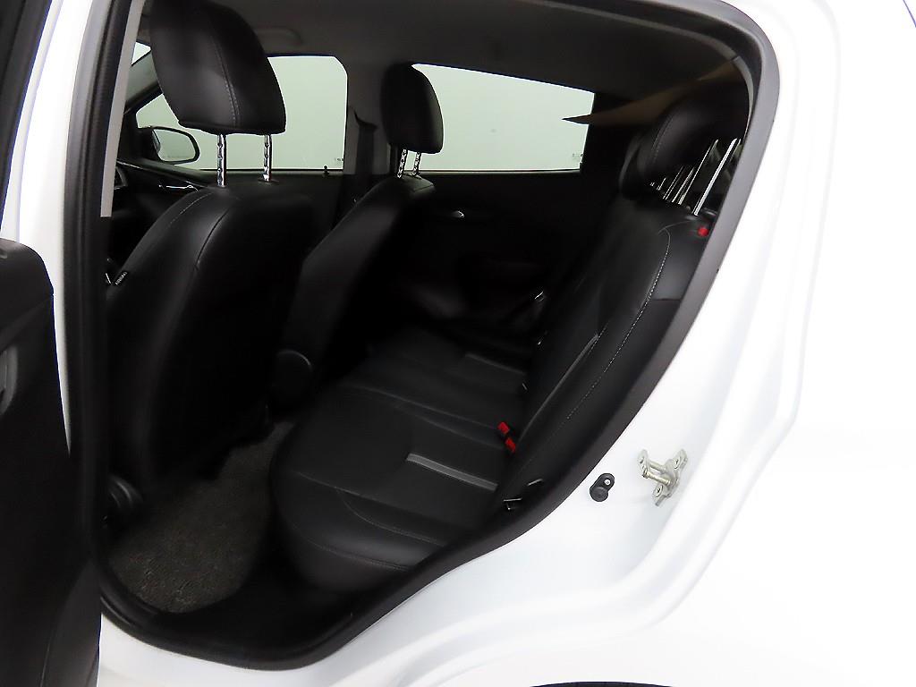 Chevrolet Spark - Vista 6