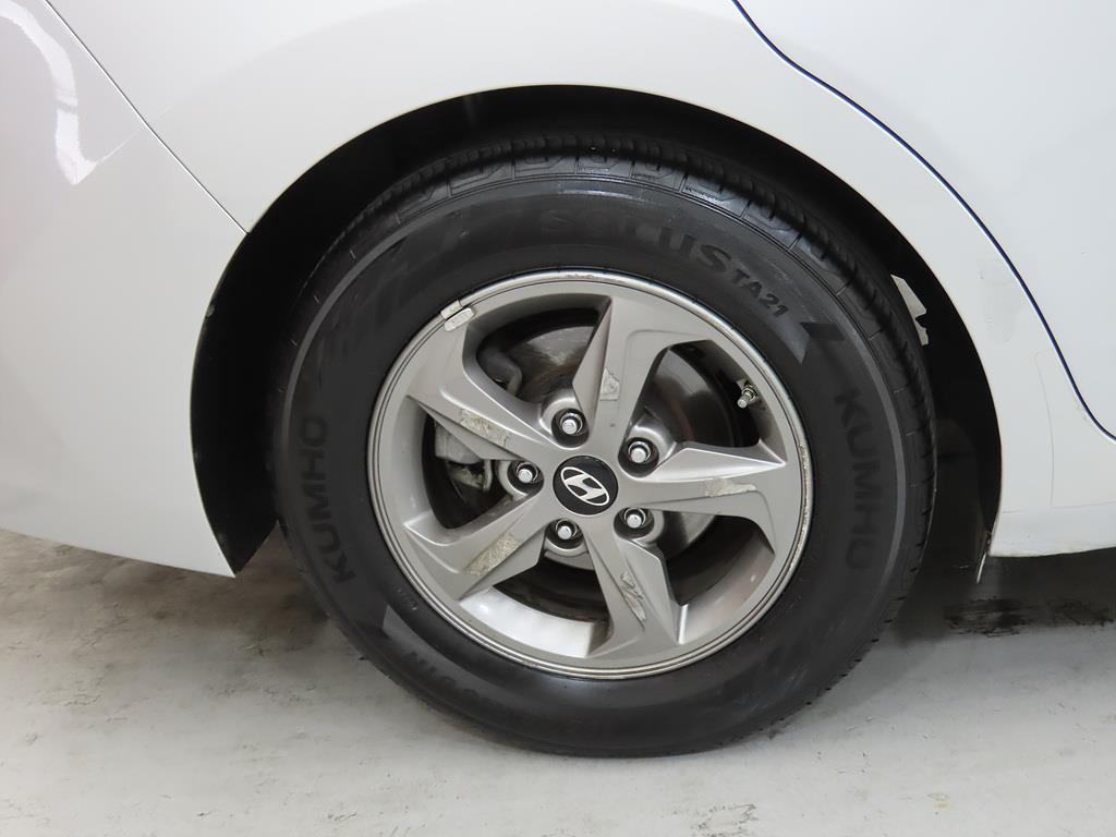 HYUNDAI Avante 2016 Plateado - Importación desde Corea - HF Imports Iquique - Foto 19