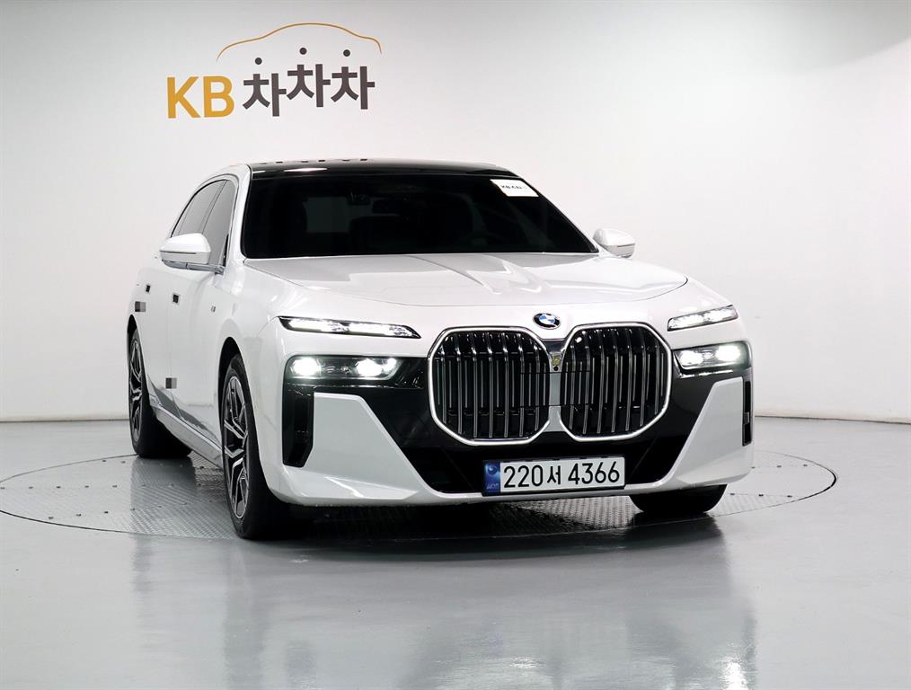 BMW 7 Series - Vista 2