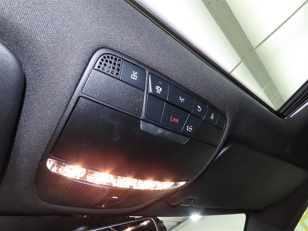 Mercedes Benz C Class 2019 Negro - Importación desde Corea - HF Imports Iquique - Foto 15