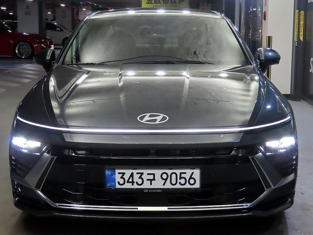 HYUNDAI Sonata - Vista 2