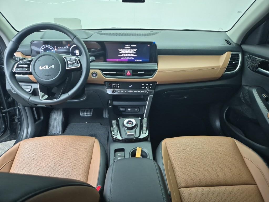 KIA Seltos - Vista 5