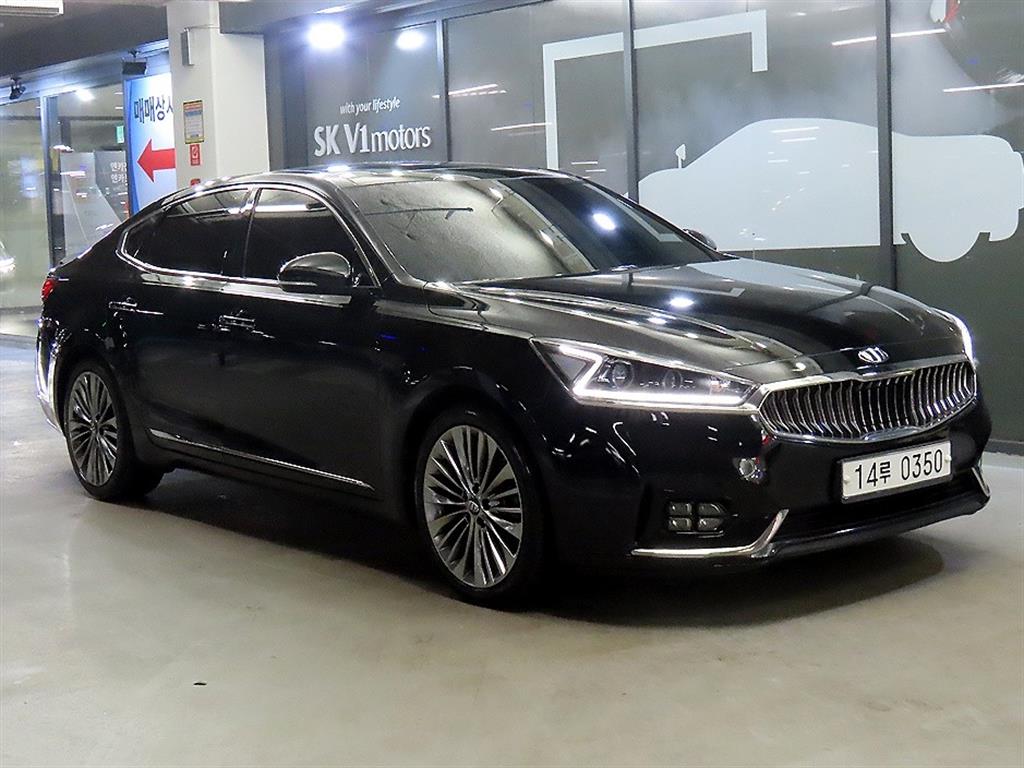 KIA K7