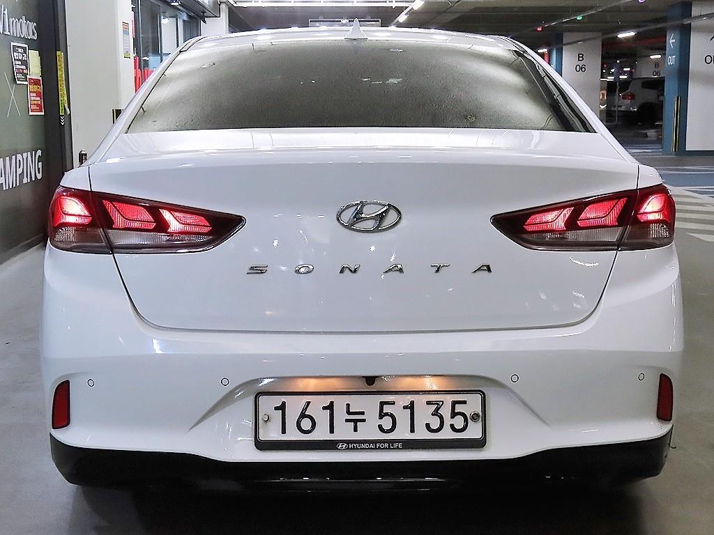 HYUNDAI Sonata - Vista 5