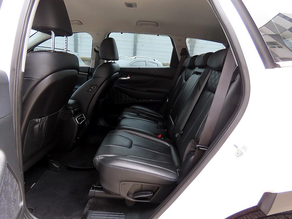 HYUNDAI Santa Fe - Vista 6