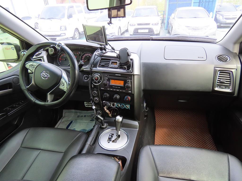 Ssangyong Korando - Vista 5