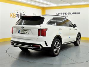 KIA Sorento - Vista 8