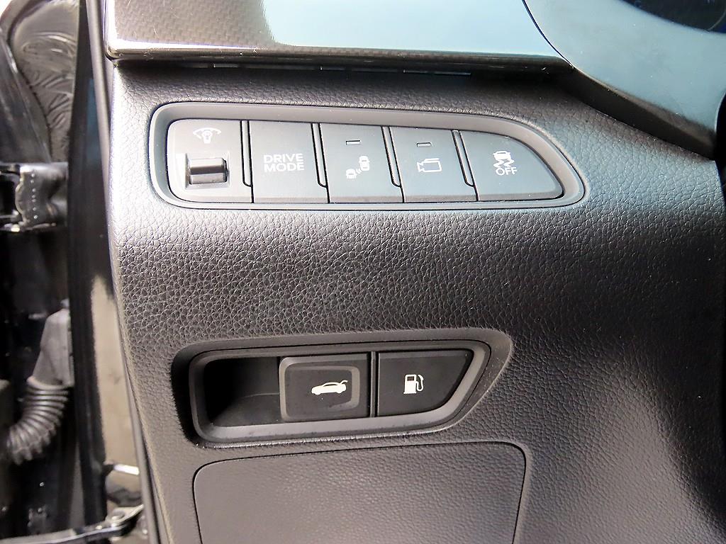 HYUNDAI Grandeur - Vista 12