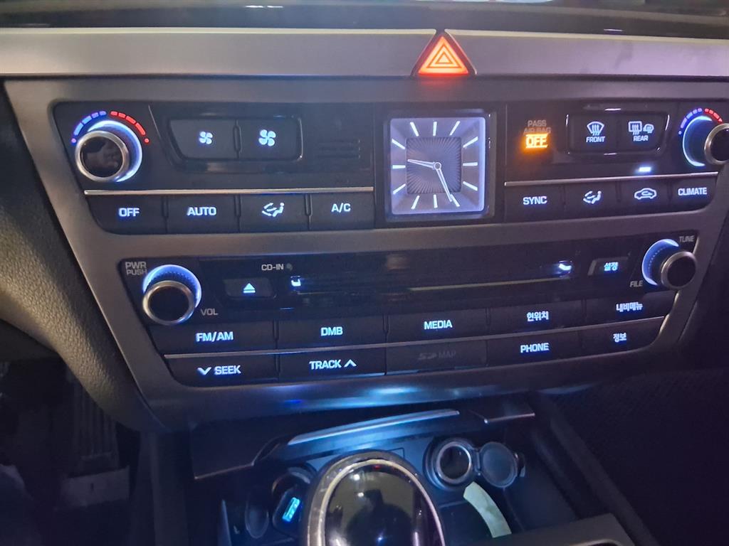 HYUNDAI Genesis 2016 Negro - Importación desde Corea - HF Imports Iquique - Foto 15