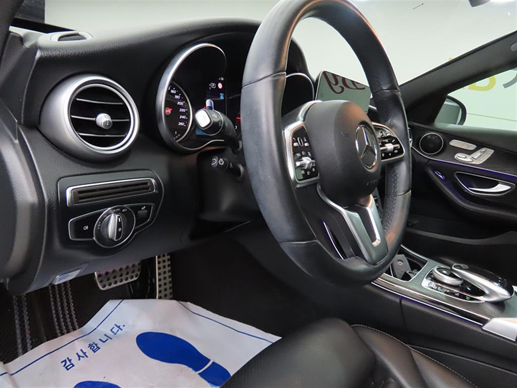 Mercedes Benz C Class 2019 Negro - Importación desde Corea - HF Imports Iquique - Foto 14