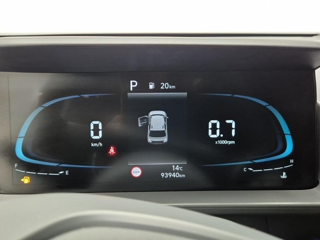 HYUNDAI Casper - Vista 5