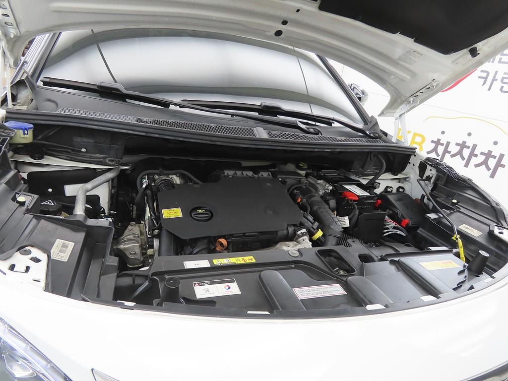Peugeot 5008 2019 Blanco - Importación desde Corea - HF Imports Iquique - Foto 19