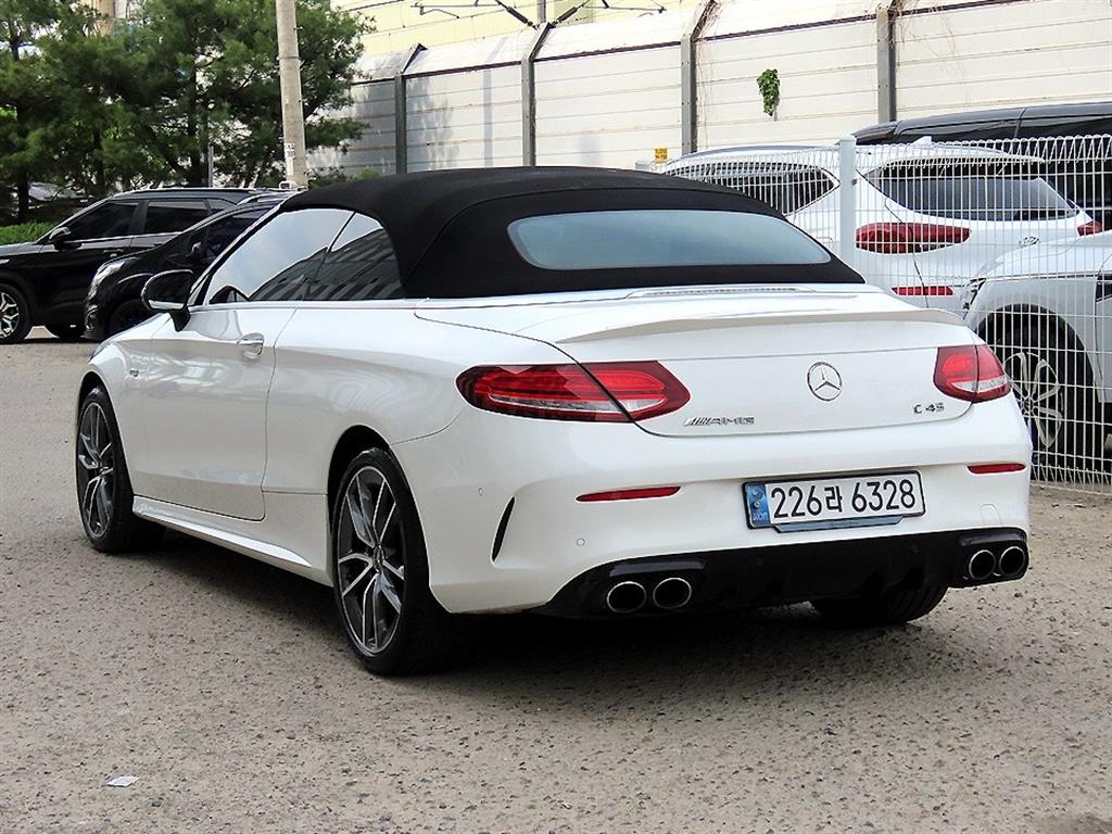 Mercedes Benz C Class - Vista 3