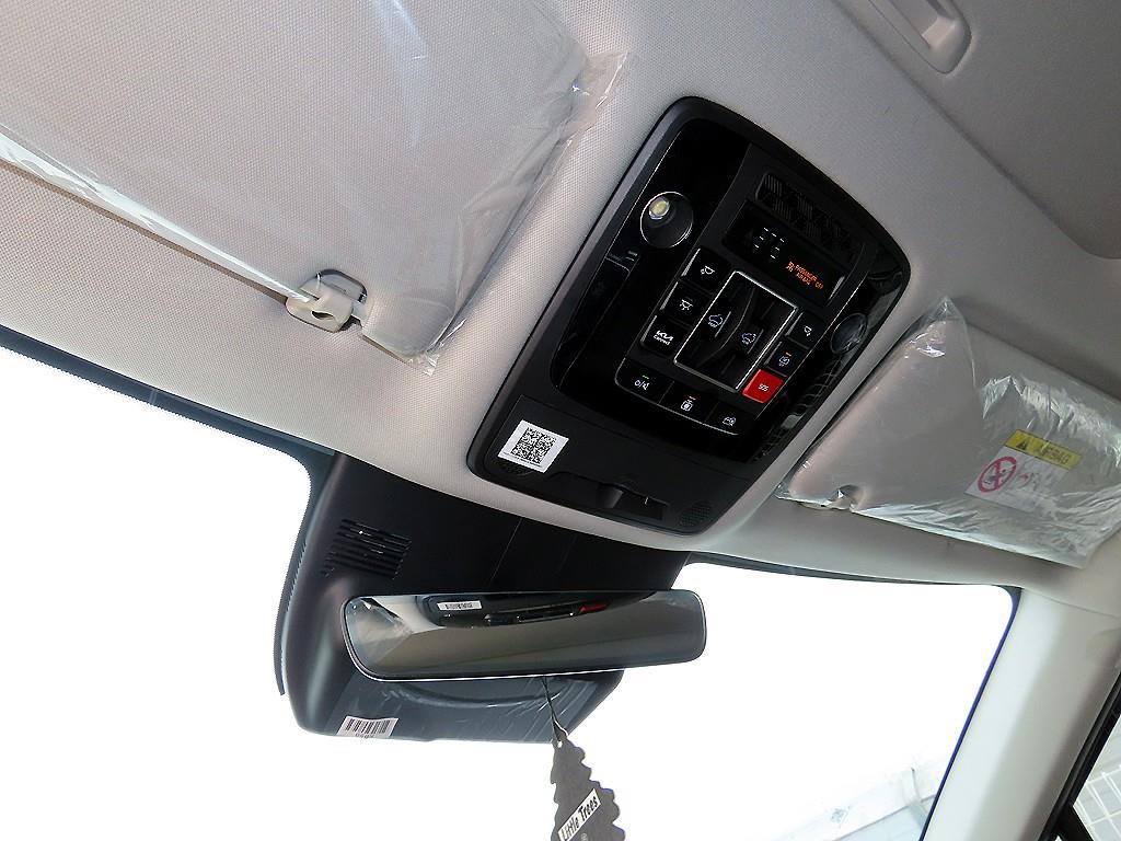 KIA Carnival 2025 Blanco - Importación desde Corea - HF Imports Iquique - Foto 14