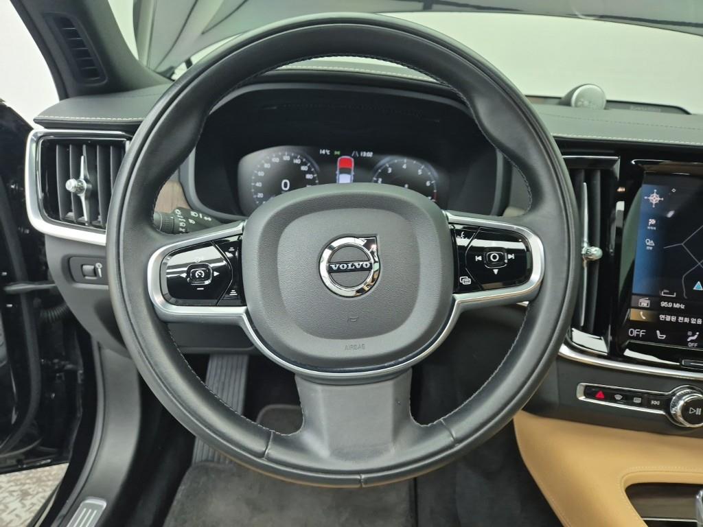 Volvo S90 - Vista 9