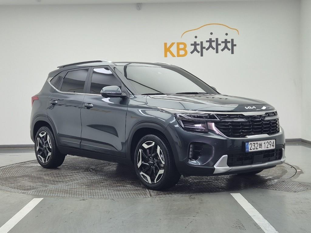 KIA Seltos - Vista 2