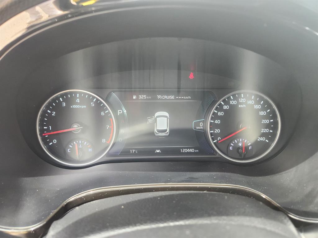 KIA Seltos - Vista 9
