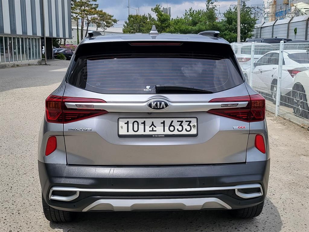 KIA Seltos - Vista 4