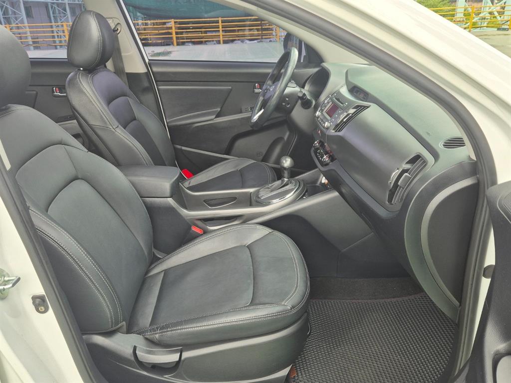 KIA Sportage - Vista 8