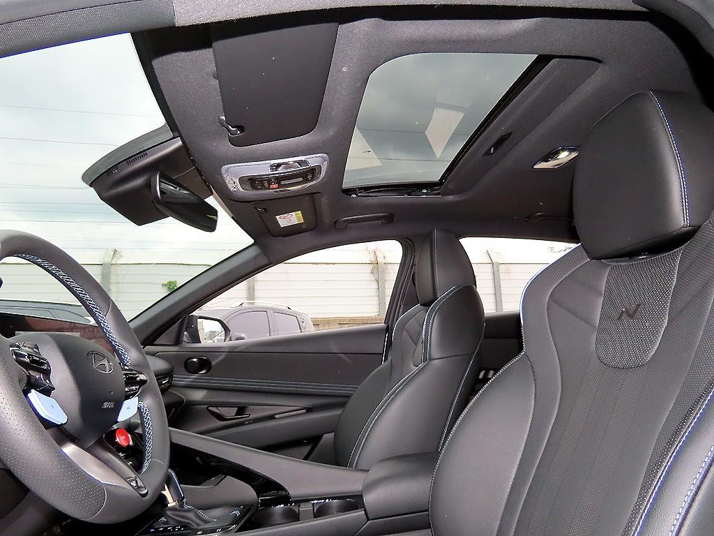 HYUNDAI Avante 2026 Azul - Importación desde Corea - HF Imports Iquique - Foto 17