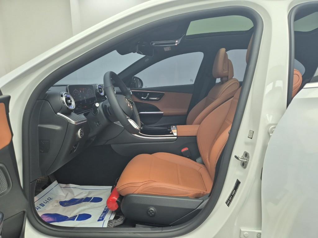 Mercedes Benz C Class - Vista 11