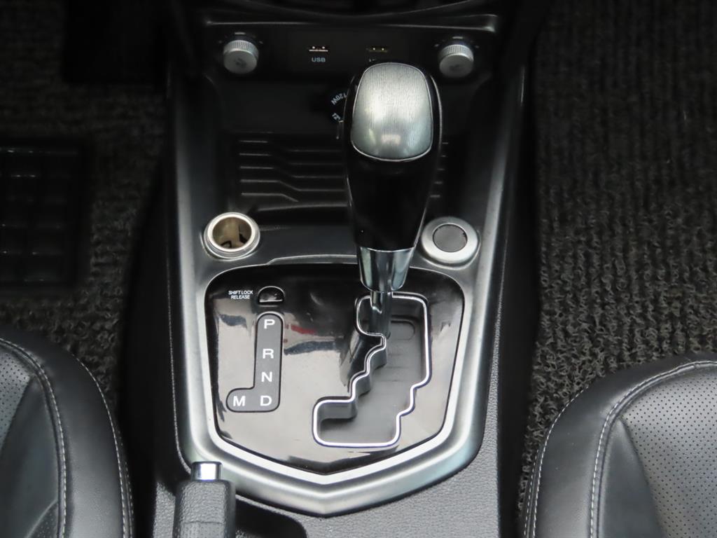 Ssangyong Tivoli 2018 - Importación desde Corea - HF Imports Iquique - Foto 11