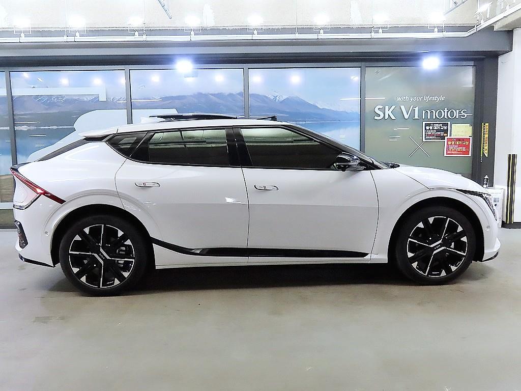 KIA EV6 - Vista 3
