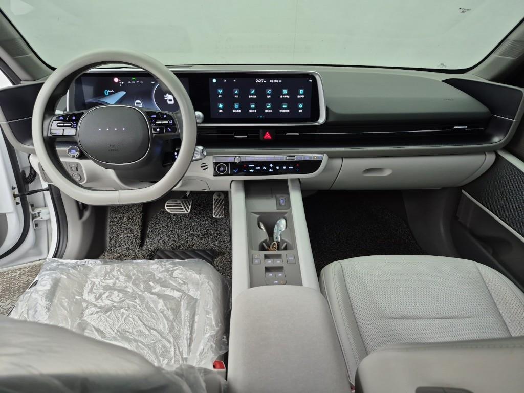 HYUNDAI Ioniq 6 - Vista 5