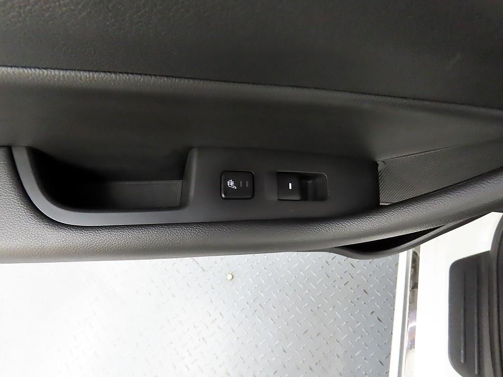 HYUNDAI Sonata - Vista 12