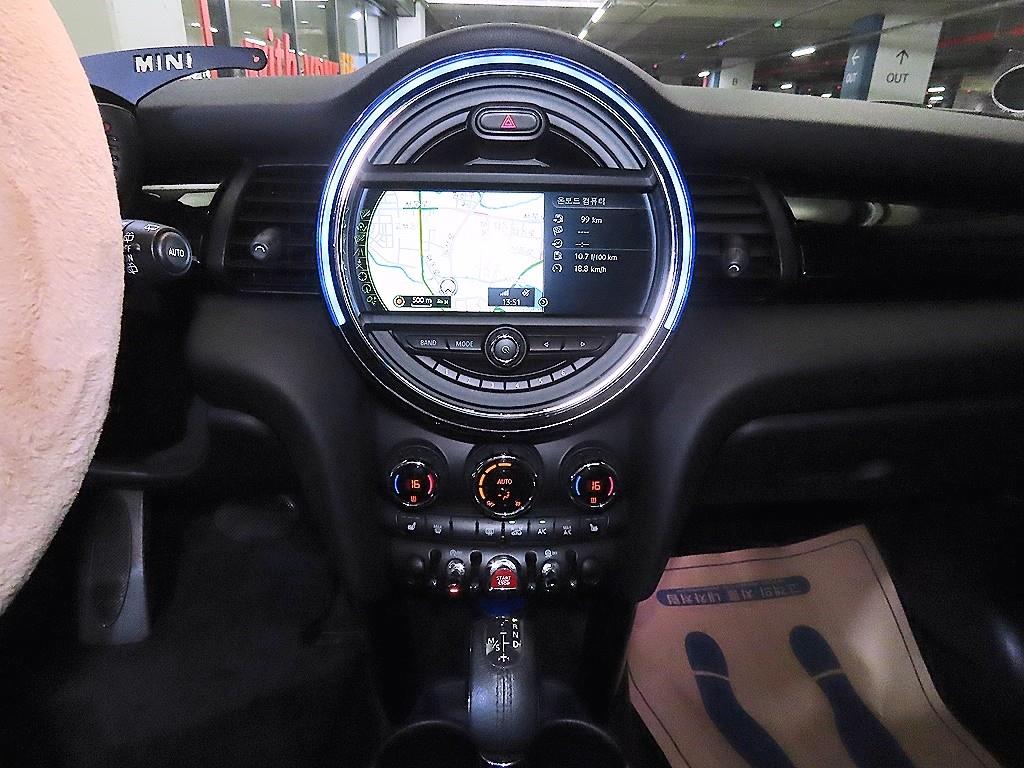 Mini Cooper - Vista 11