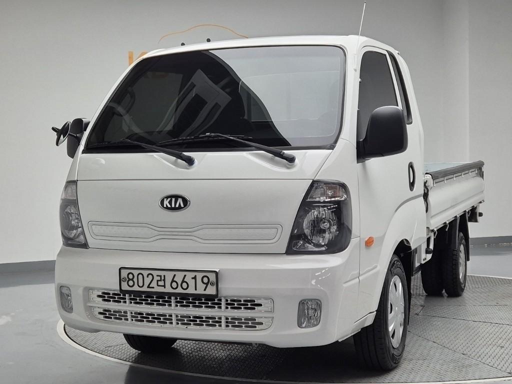Small Truck Cargo (small) - Vista 2