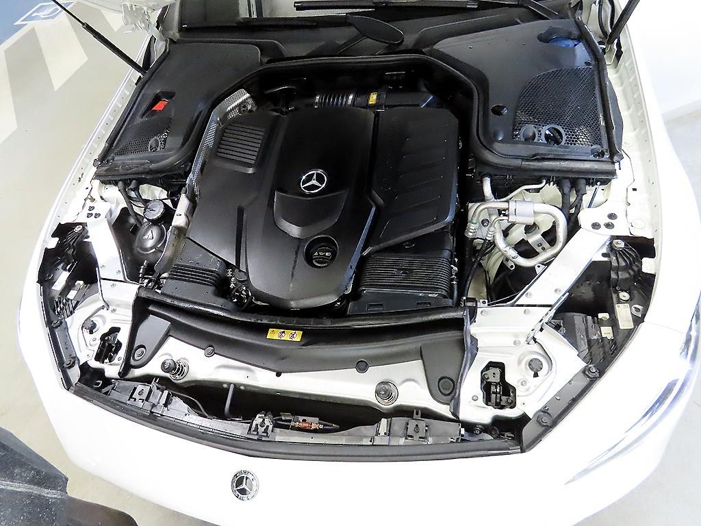 Mercedes Benz CLS Class 2019 Blanco - Importación desde Corea - HF Imports Iquique - Foto 19