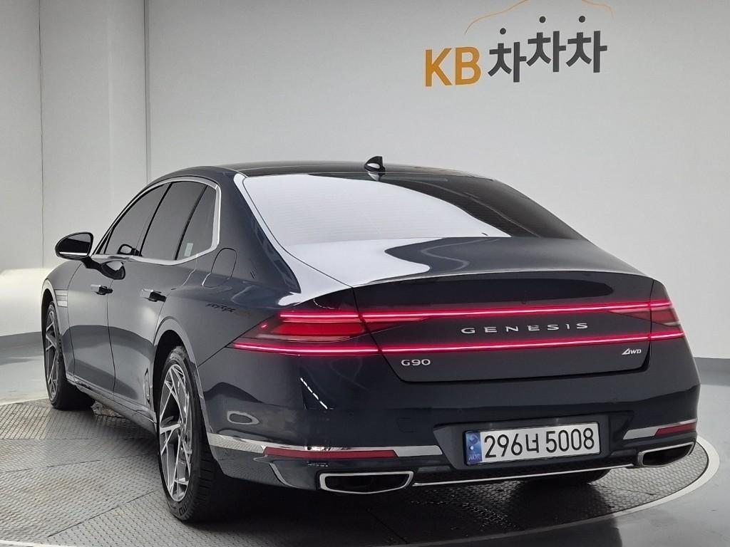 Genesis G90 - Vista 2
