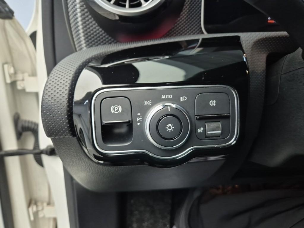 Mercedes Benz A Class - Vista 11