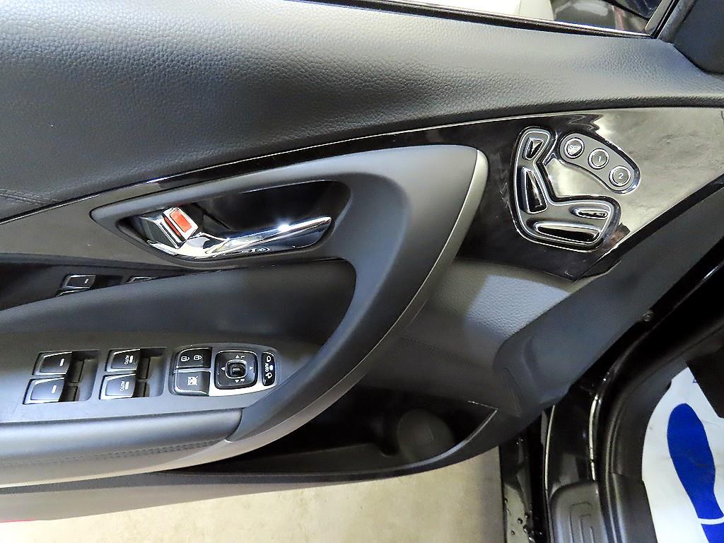 HYUNDAI Grandeur 2016 Negro - Importación desde Corea - HF Imports Iquique - Foto 13