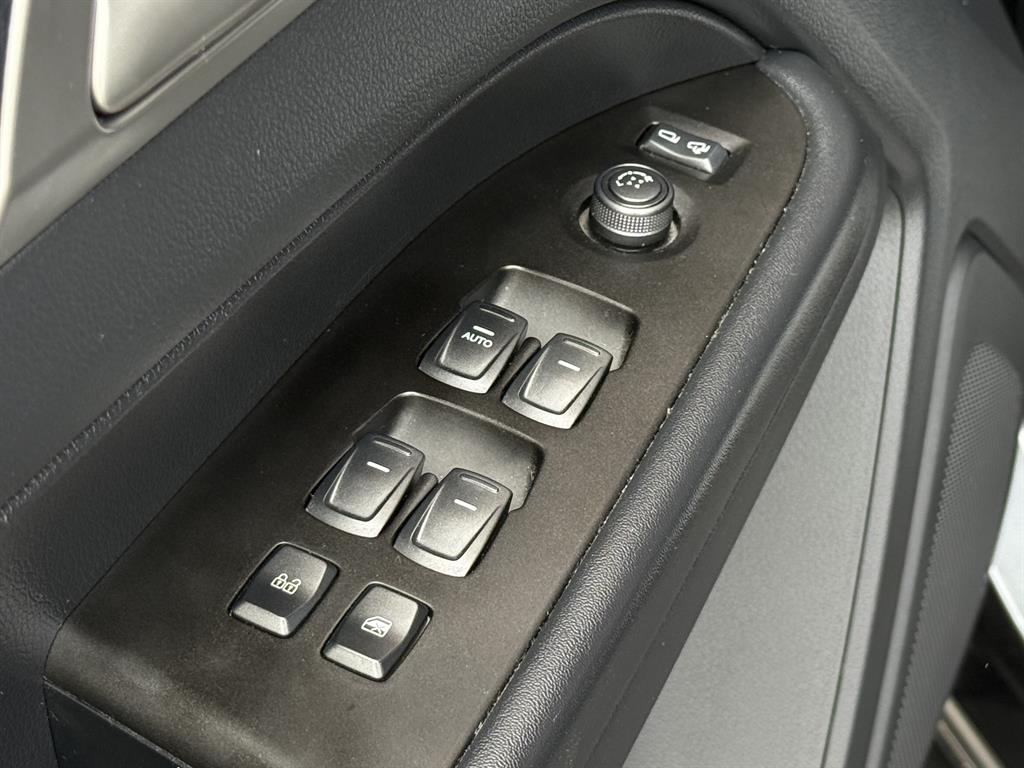 Ssangyong Rexton - Vista 10