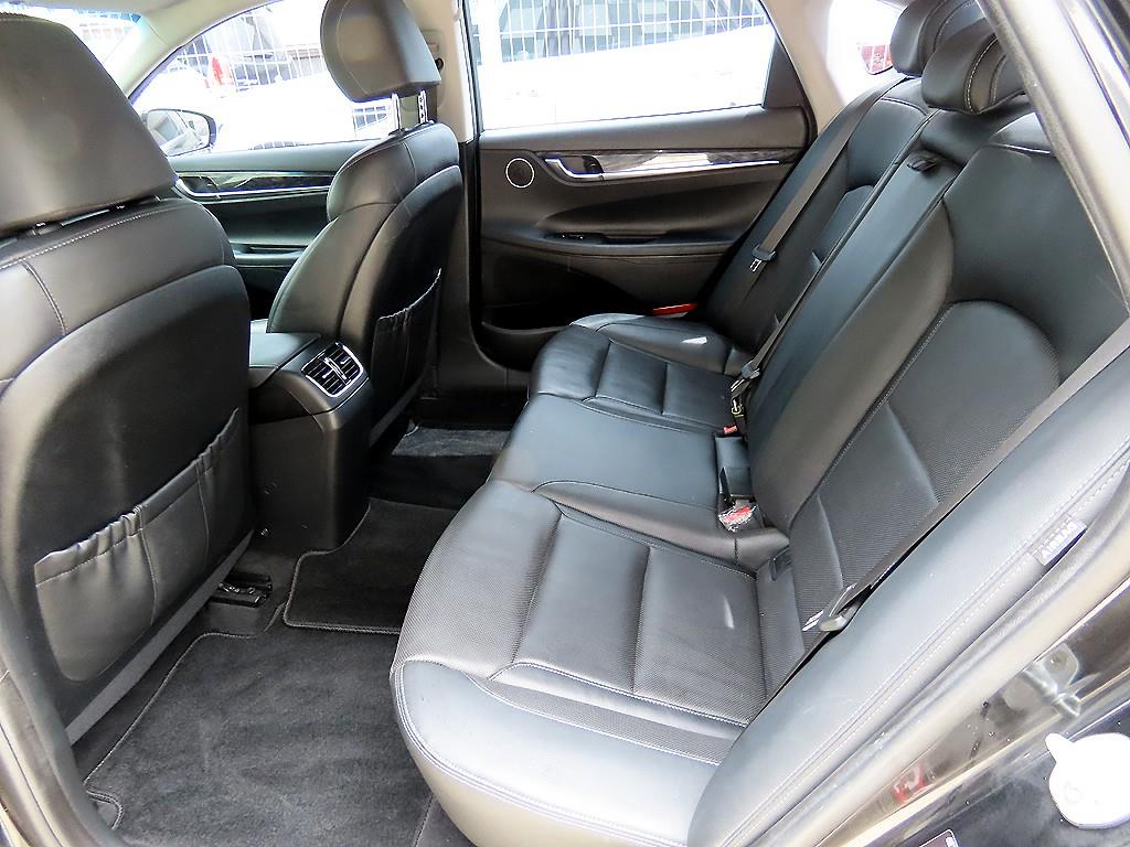HYUNDAI Grandeur - Vista 6