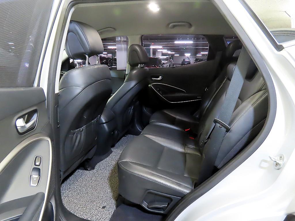 HYUNDAI Santa Fe - Vista 7