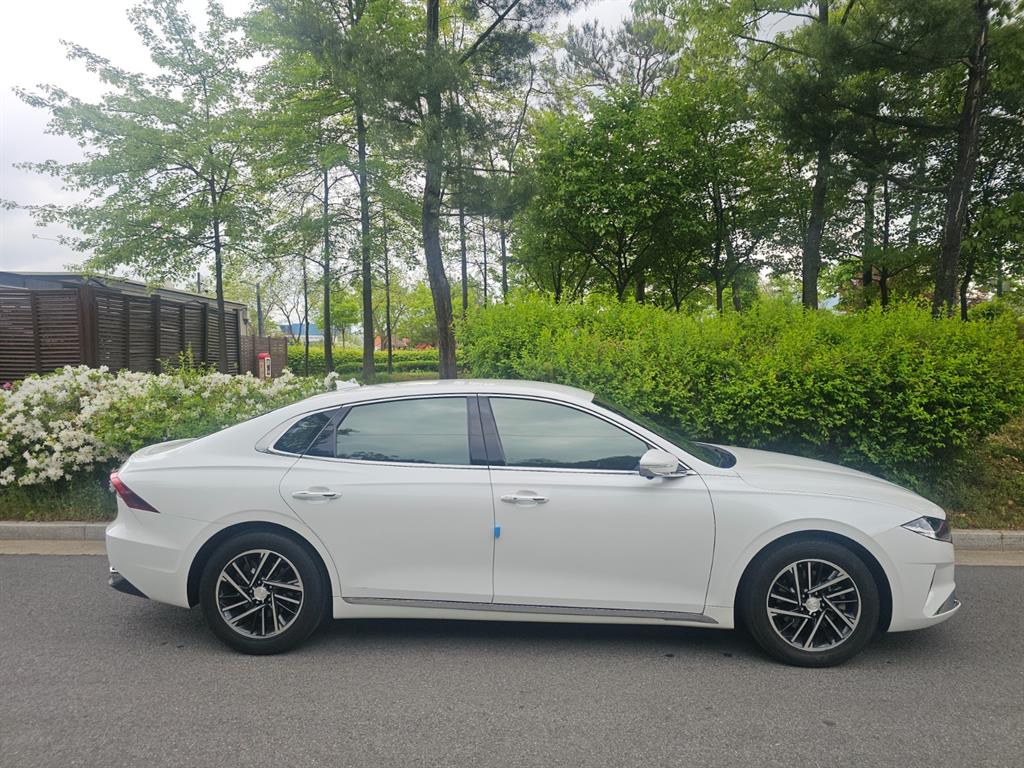 HYUNDAI Grandeur - Vista 5