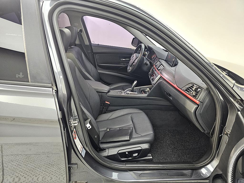BMW 3 series - Vista 10