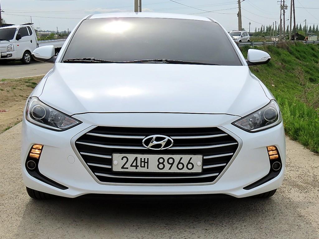 HYUNDAI Avante 2018 - Importación desde Corea - HF Imports Iquique - Foto 1