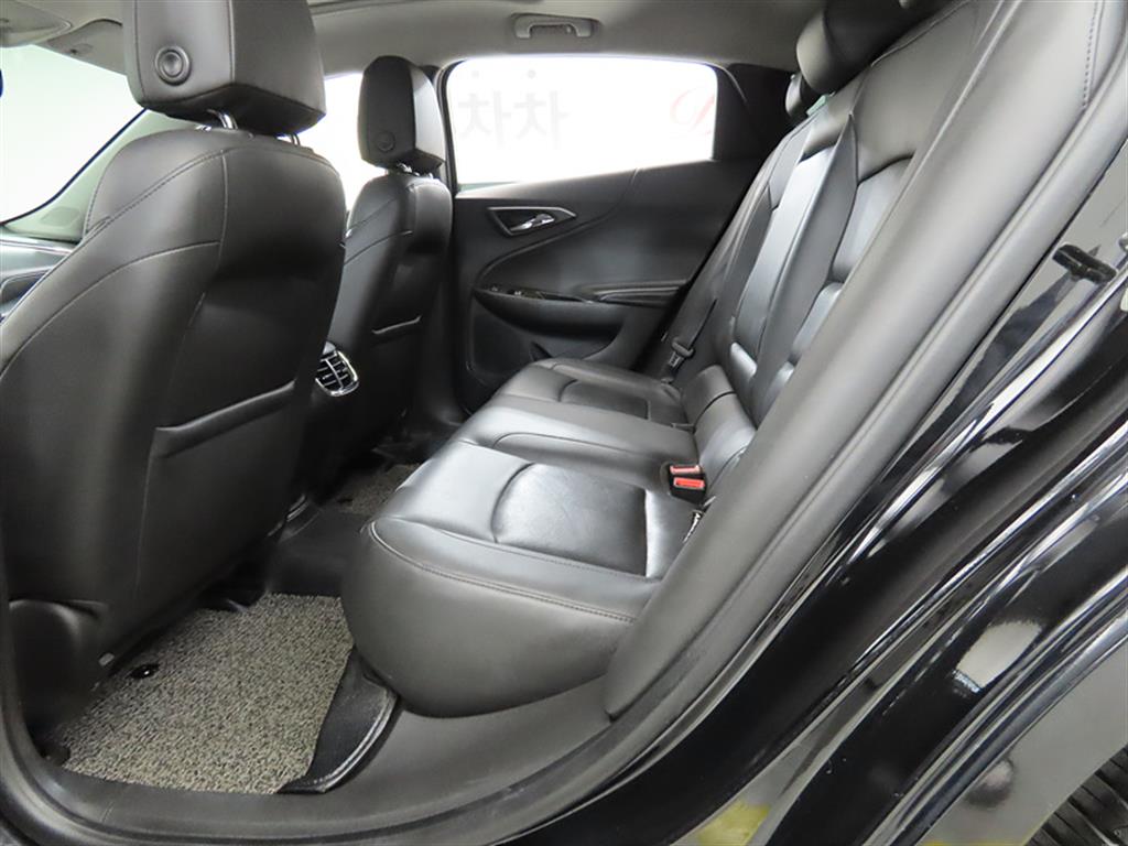 Chevrolet Malibu - Vista 6