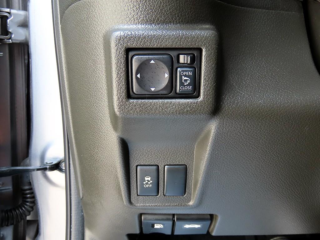 Nissan Cube - Vista 12